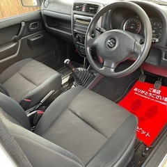平成26年車  5MT  ジムニーの画像