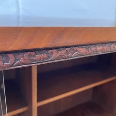 木製収納棚 レトロなガラス戸の茶箪笥の画像