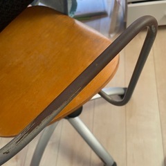 【¥0】回転式チェア　インダストリアルデザイン 木目xアイアンの画像