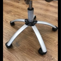 【¥0】回転式チェア　インダストリアルデザイン 木目xアイアンの画像