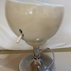 ホワイト　バースツール 【高さ調整可能】の画像