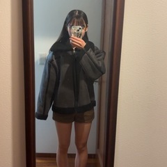 モコモコブラックアウターの画像