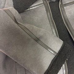 モコモコブラックアウターの画像