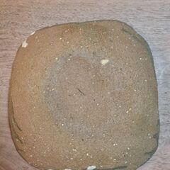 蕪絵の陶器の四角形の皿(器)1つの画像