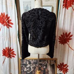 Yves Saint Laurent(イヴ・サンローラン) 超希少毛皮アストラカン。これ以上ない美しい巻き毛のショートコート、いかがでしょうか？の画像