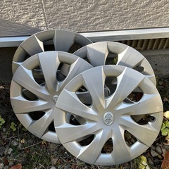 鉄チンホイール　トヨタホイールカバー付き　ポルテで使用してました。　　の画像
