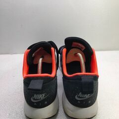 ご購入者さまが決まりました。ナイキのスニーカー（ブラック 26.5か ら  27cm）はいかがですか。の画像