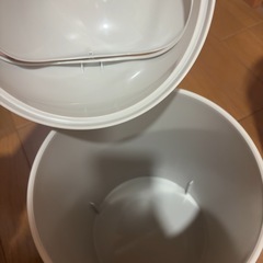 【とても綺麗】ゴミ箱の画像