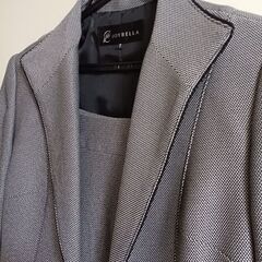 ジャケット　スカート　スラックス　レディーススーツ　7号の画像