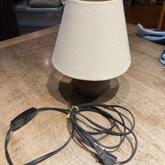 テーブルランプの画像