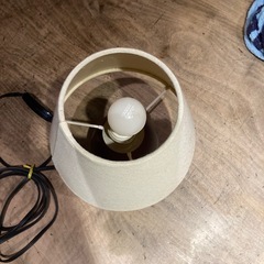 テーブルランプの画像