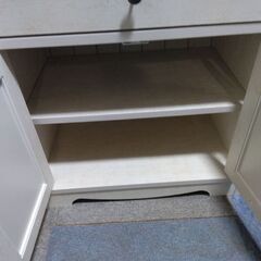 【超美品】レンジ台　ニトリ　リズバレーの画像