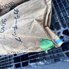 ゴムチップ舗装材の画像