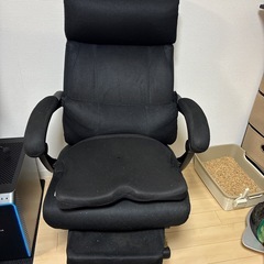 ゲーミングチェアの画像