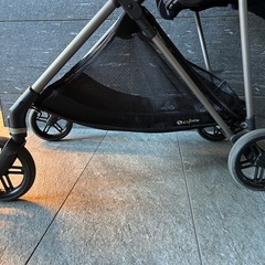 【状態良】2020年製　Cybex メリオカーボン（ブラック）の画像