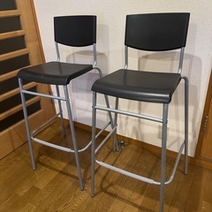 カウンターチェア　最大2脚の画像