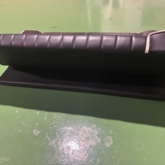 レザーソファーベット2人掛けの画像