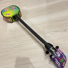 米須三線店 デザイン三線　ブーゲンビリア グリーン　　人口皮張りの画像