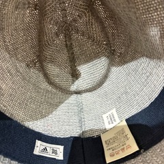adidas ゴルフ用　バケットハットの画像