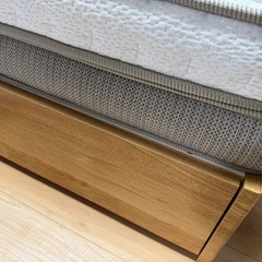 ニトリセミダブルベッド　＋マットレスの画像