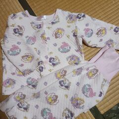 女の子パジャマ(サイズ100)の画像