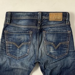 DIESEL ディーゼル LARKEE 008Y3 レギュラーストレート インディゴ ストレッチ デニムパンツ ジーンズ W26 正規品の画像