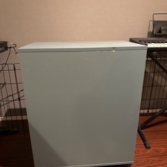 IKEA キャスター付きキャビネットの画像