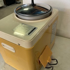 餅つき機 AFC-154】中古品 動作確認済み 東芝もちつき機 もちっ子 イエローの画像
