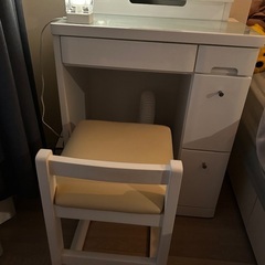 ドレッサー 鏡台 - ニトリ 椅子付きの画像