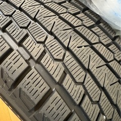 スタッドレスタイヤホイールセット 18インチの画像