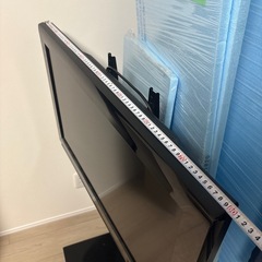 テレビ台付き32インチテレビの画像