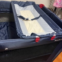 Nebio（ネビオ）ベビーベッド、プレイヤード、オムツ替えシート付きの画像