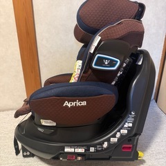 アップリカ フラディアグロウ ISOFIX360° セーフティーABの画像