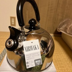 ステンレス製笛吹きケトルの画像