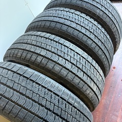 205/60/16冬VRX2の画像