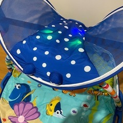 美品　光って鳴る　ベビージム　ファインディング・ニモ の画像