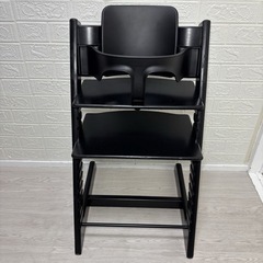 500円お値下げしました‼️　［美品✨］  六角レンチで簡単調整✨  ストッケ  トリップトラップ ベビーセットとテーブル付　 6ヶ月から〜大人まで🎁ベビー用品100点以上在庫あり！の画像