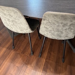 ダイニングチェア4脚の画像
