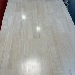 【ニトリ製】ダイニングテーブル＆赤い
チェアセット（使用2年・直接受け渡し）の画像