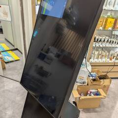 【美品】SHARPデジタルサイネージディスプレイ＆スタンドセットの画像