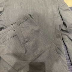 メンズスーツ　グレー系 無地 カジュアル　ビジネスの画像