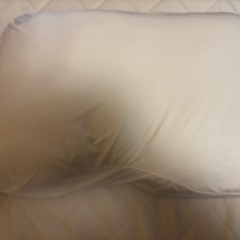 ふんわりもっちりプレミアムまくら（ニトリ）の画像