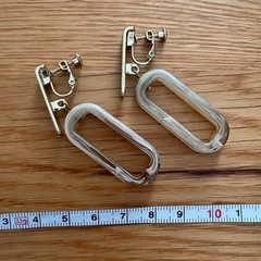 イヤリング　ゴールドの画像