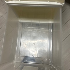 【0円】ニトリ クローゼットケース L 3個セット（一部破損あり）の画像