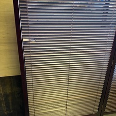 木製ブラインド付パーテーション　折り畳み可の画像
