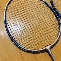 バドミントンラケットの画像