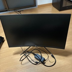 KTC 27インチ 湾曲ゲーミングモニター WQHD (2560x1440) 180Hz 1ms(MPRT) 1500R 5000:1コントラスト比 HDR10 sRGB132%/DCI-P3 104%/Adobe RGB112%色域ボリューム ΔE<2 VAパネル AdaptiveSync対応 PS5対応 HDMI2.0×2 DP1.4×2 VESA チルト調整可能H27S17の画像