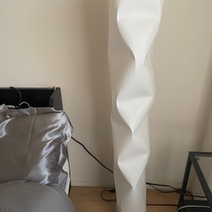 フロアライト インテリア 間接照明の画像