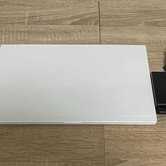 7085★富士通FUJITSU製13.3インチ軽量ノートPC　 LIFEBOOK UH75/B3　FMVU7B3WDD★8世代Core i7★SSD 128GB★WIFI★Win11 ★Office 2021の画像