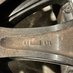 ロクサーニイーエックスバイロンスティンガー　19インチ　7.5Jの画像